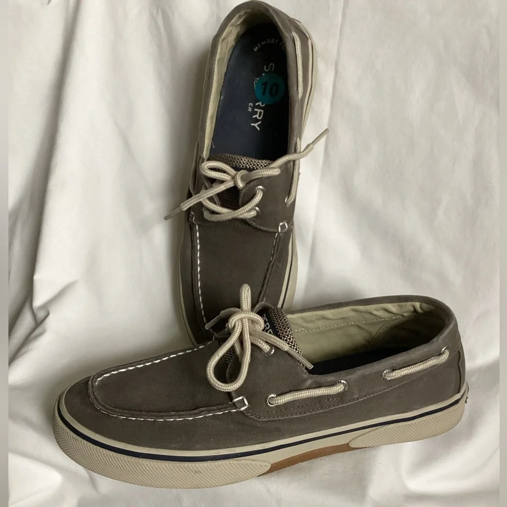 SPERRY Halyard Boat Shoes Sz 10 EUC